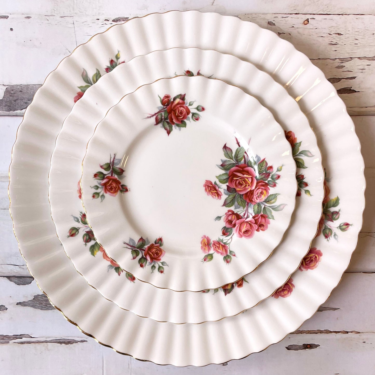 Centennial Rose 3 plate set