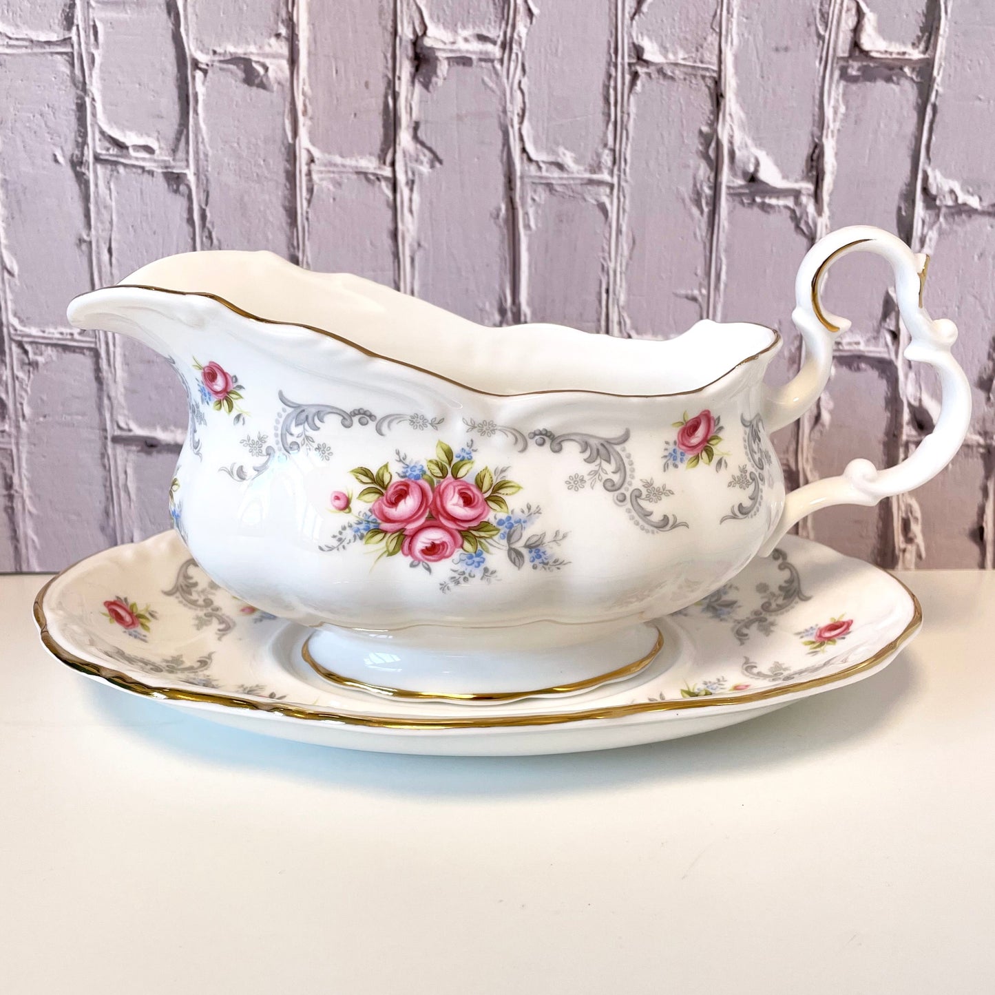 Tranquility Gravy Boat & Plate