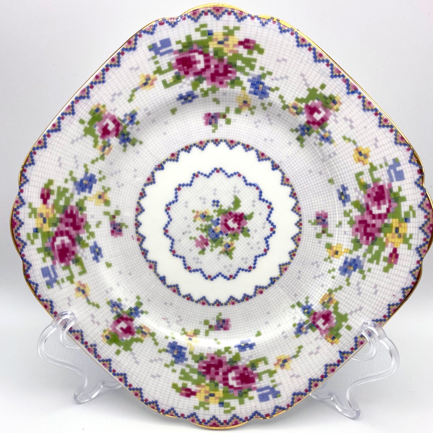 Petit Point 6.25"