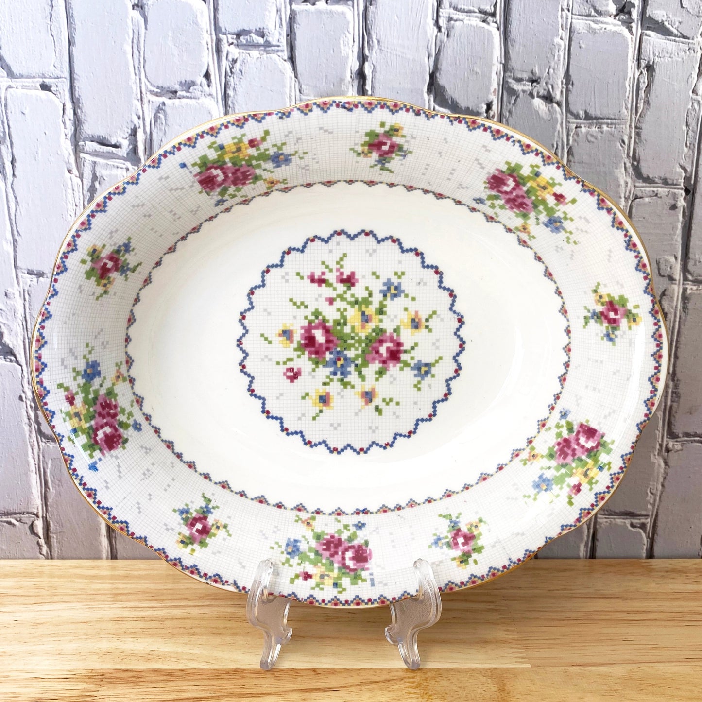 Petit Point Deep Serving Dish 9"x7.5"
